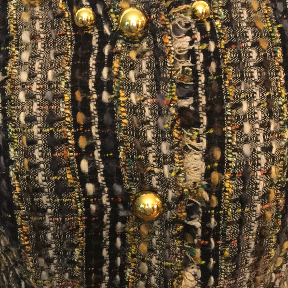 Blazer - Picture 2 of 5